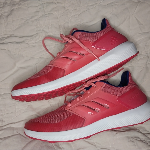 Adidas Pink Sneakers with Textured Fabric rapidRun cloud foam. Size 5 - Picture 4 of 11